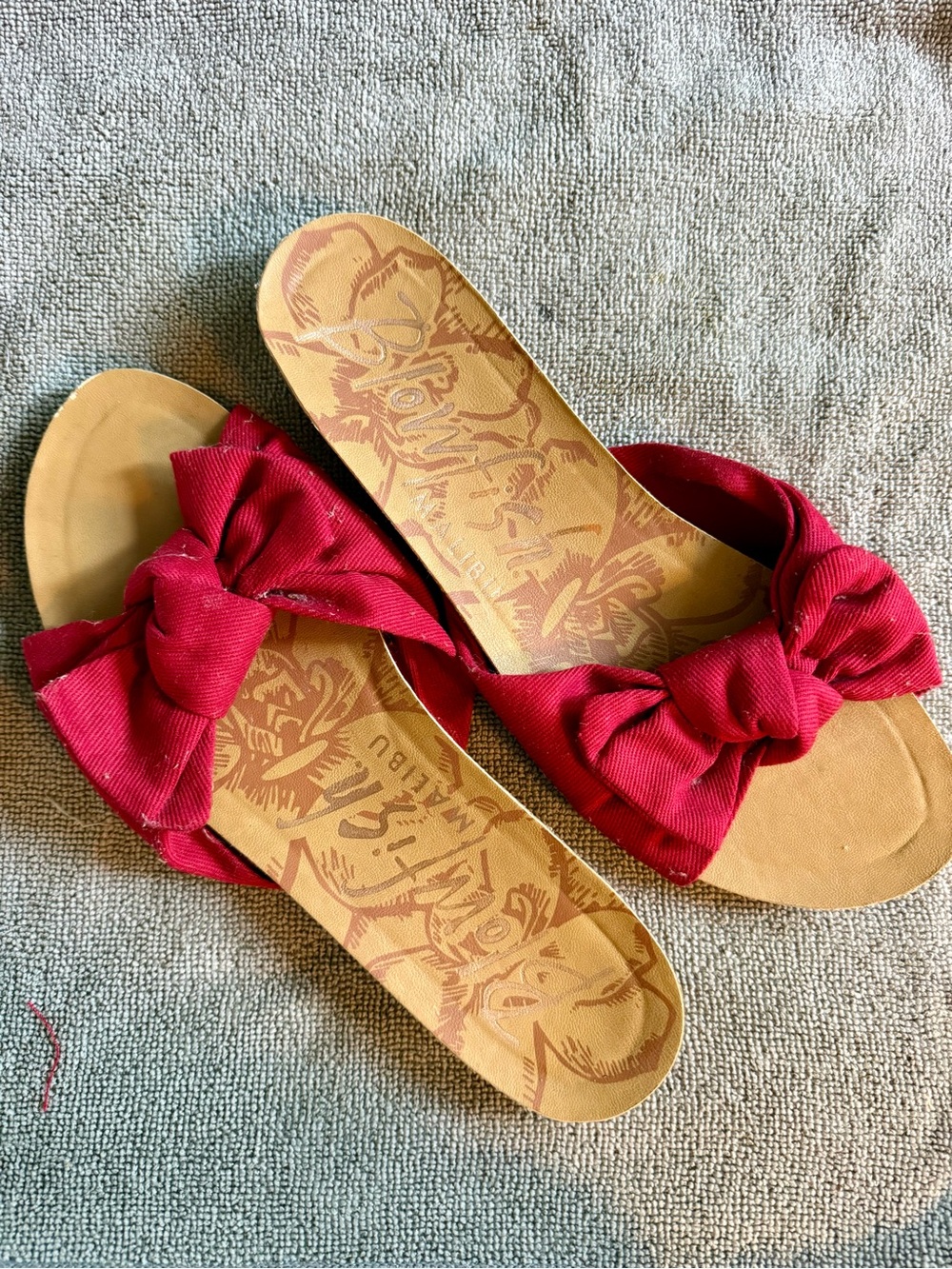Blowfish Malibu Red Bow Slide Sandals with Knotted Fabric Strap
